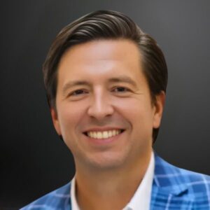Travis Garland Headshot